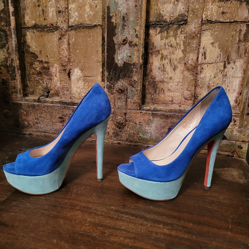 Boutique 9 blue and pink suede heels